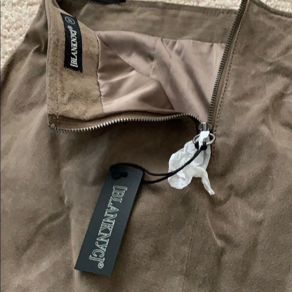 Blank NYC Suede Skirt - Picture 4 of 4
